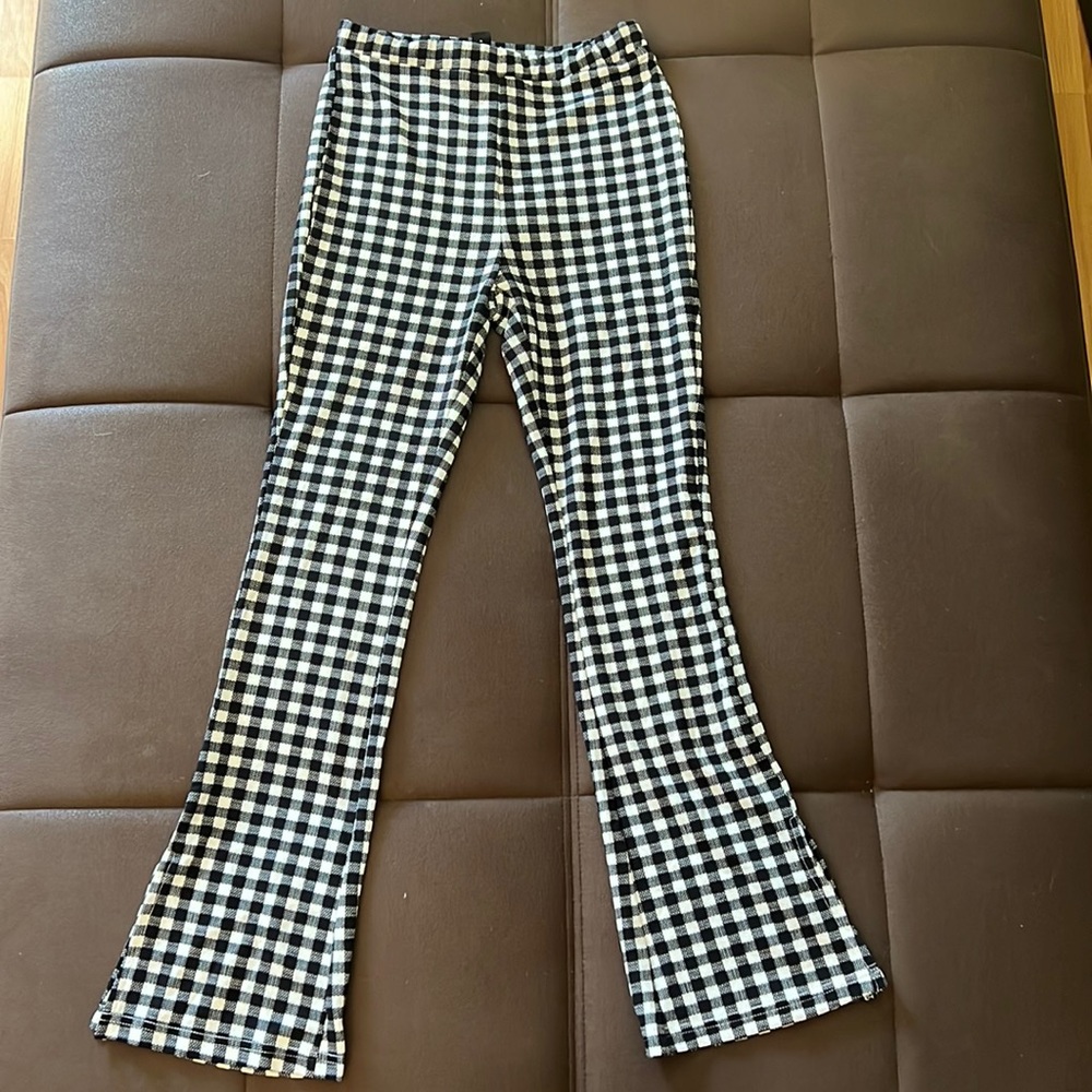 3/$25 ❤️ Flare Leg Pants